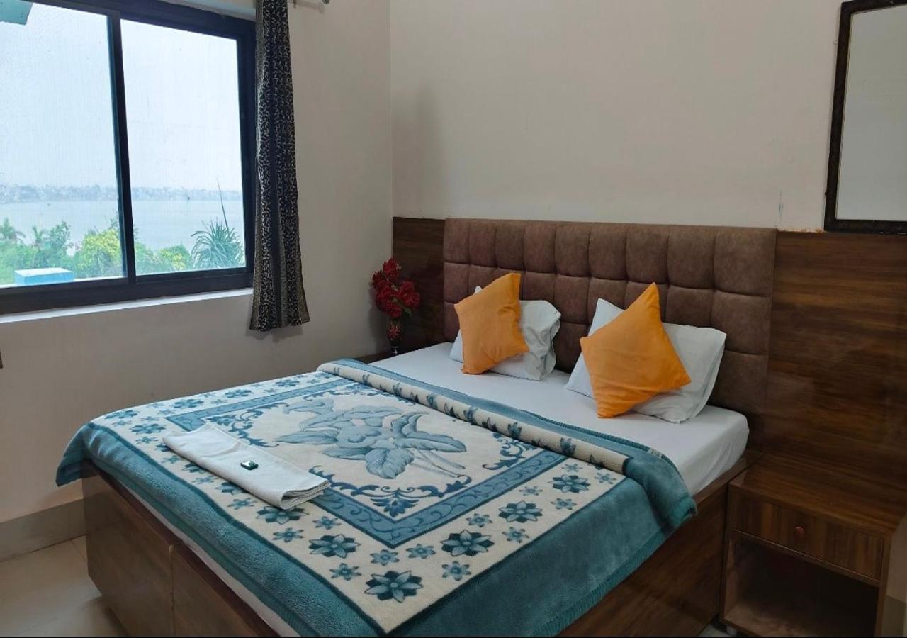 Sri Yoga Mandir Hotel Varanasi Ngoại thất bức ảnh