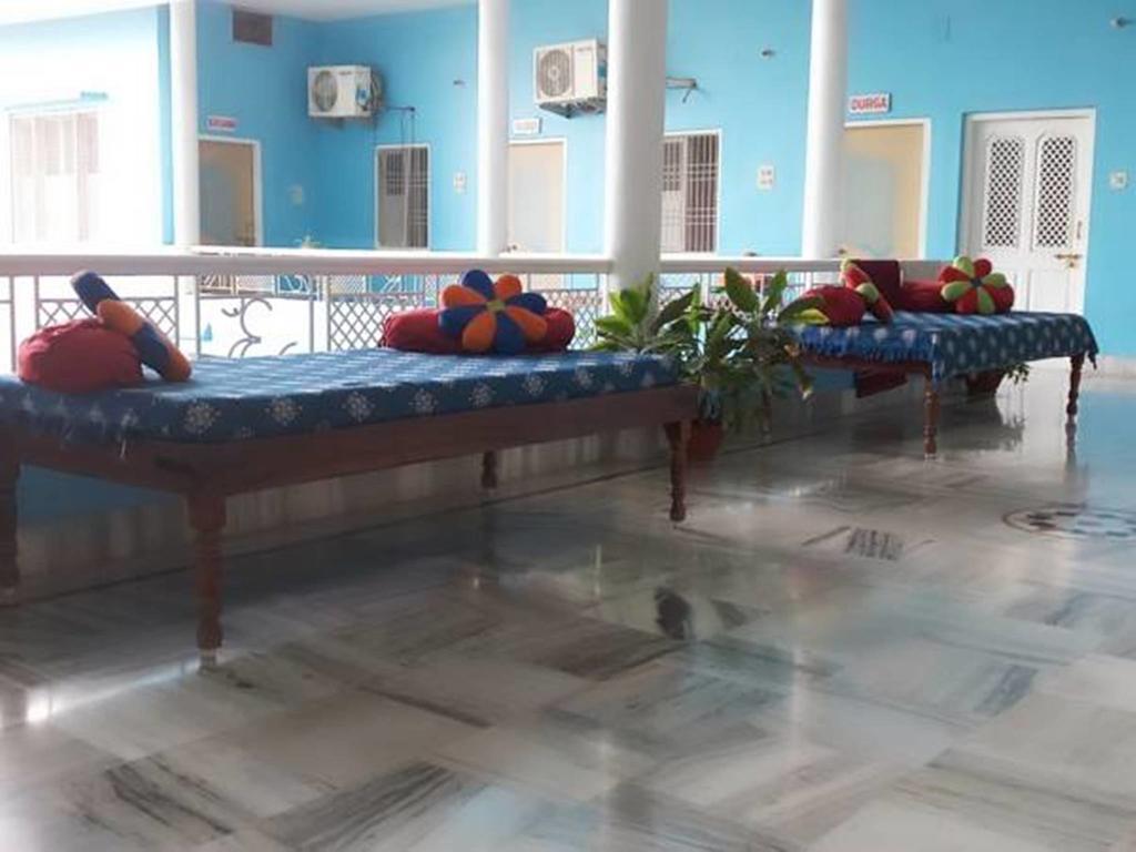 Sri Yoga Mandir Hotel Varanasi Ngoại thất bức ảnh