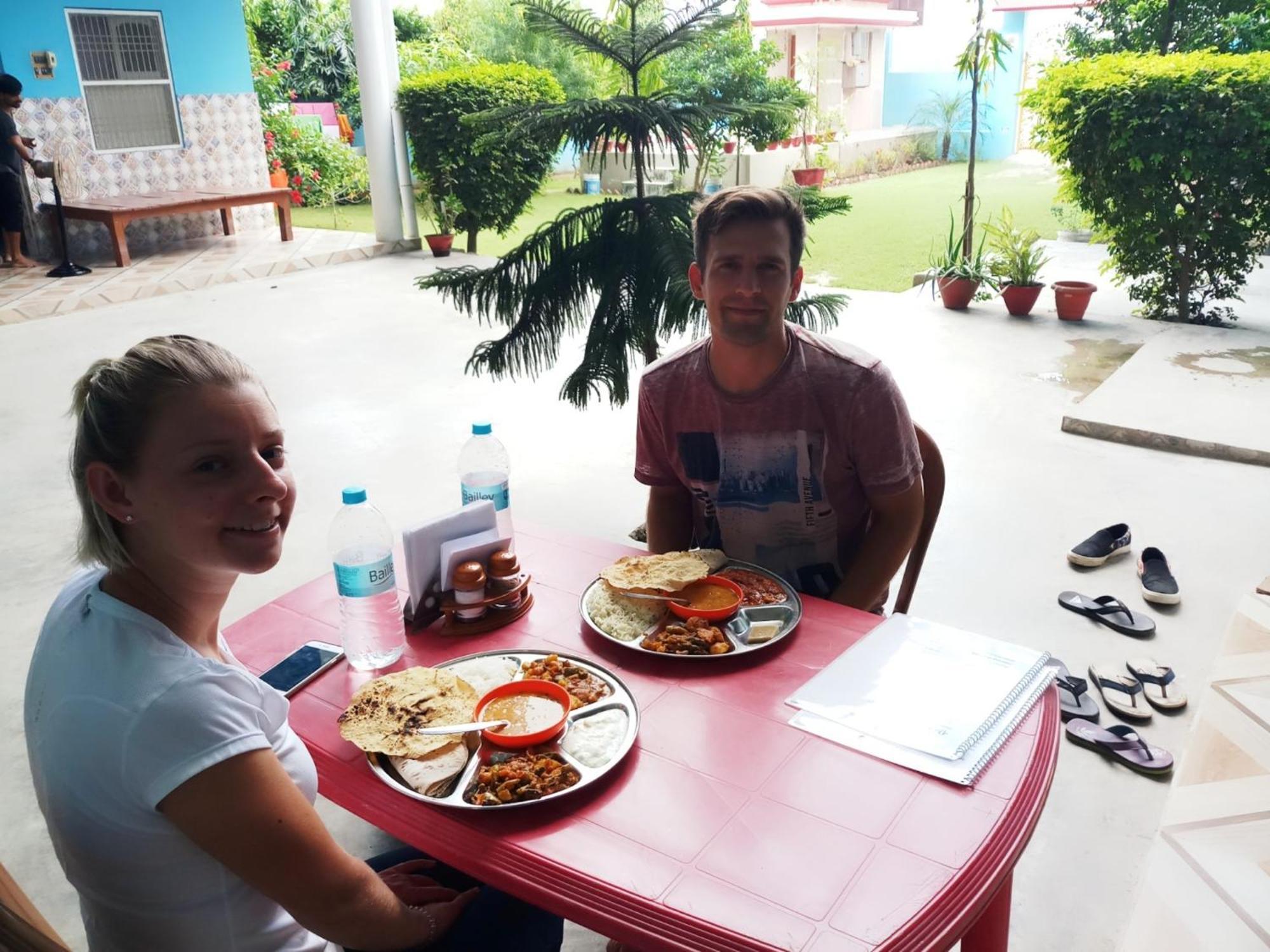 Sri Yoga Mandir Hotel Varanasi Ngoại thất bức ảnh