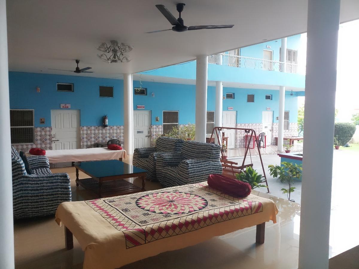 Sri Yoga Mandir Hotel Varanasi Ngoại thất bức ảnh