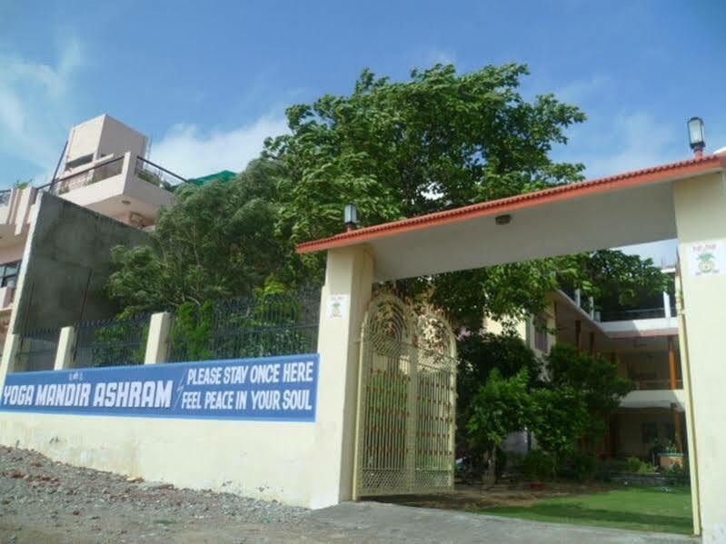 Sri Yoga Mandir Hotel Varanasi Ngoại thất bức ảnh